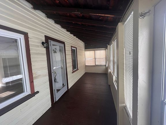 2nd image of 23019 Tuscany Ave