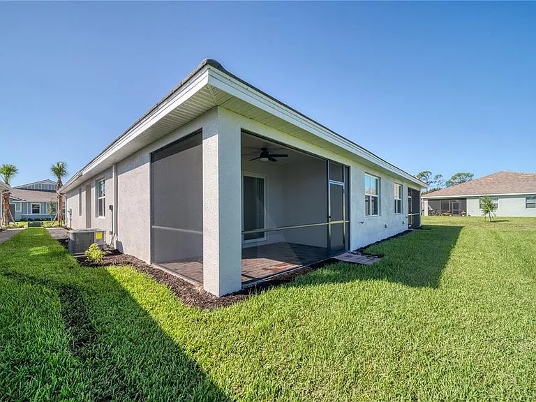 305 Ibiza Loop — Photo 27