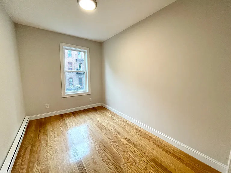 7 Warwick St #3L — Photo 7