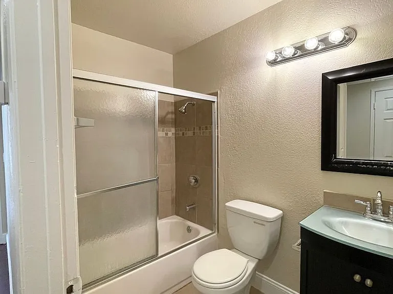 700 Los Lunas Way — Photo 14