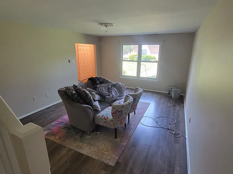 1055 Harbour Dr — Photo 7