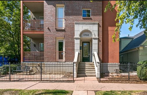 2nd image of 1721 N Marion St #2