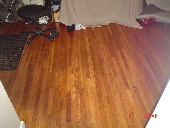 LIVING ROOM FLOOR