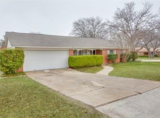 5200 Wharton Dr, Fort Worth, TX 76133