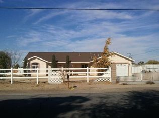 10609 E Avenue R2, Sun Village, CA 93543