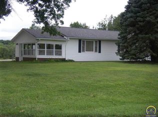4669 81st St, Meriden, KS 66512