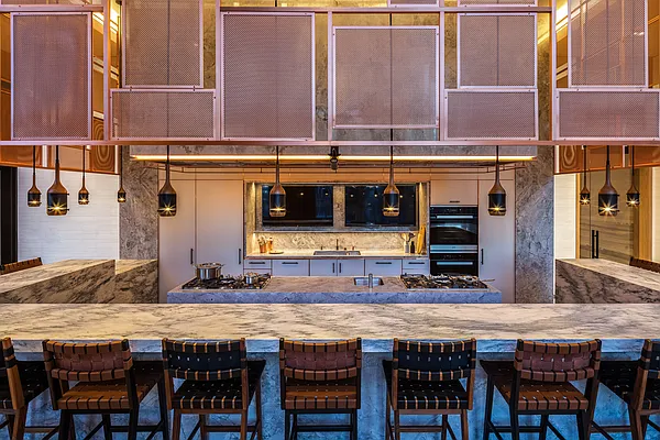 Rented by Extell Marketing Group LLC | media 17