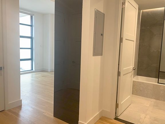 5th image of 41-21 28th St #11Q