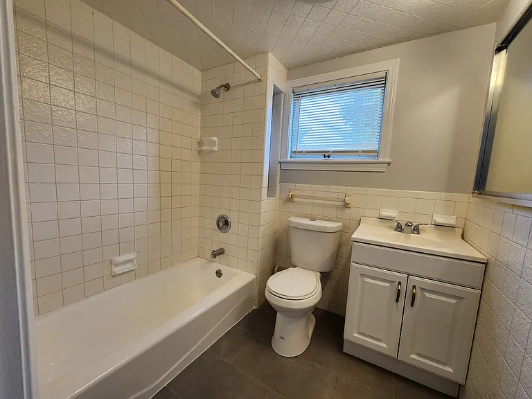 87 Freeman St #2 — Photo 3
