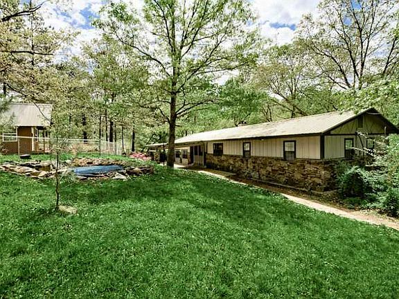 2nd image of 14092 Cardinal Ln
