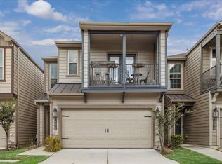 10928 Cannes Memorial Dr, Houston, TX 77043