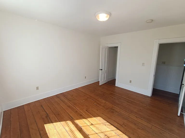 208-220 Hamilton St #8 — Photo 6