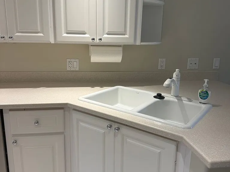 1603 Napoli Dr W — Photo 9