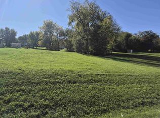 1604 Larchmont Rd, Davis, IL 61019