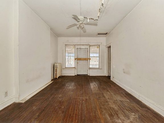 4th image of 7107 S Vernon Ave