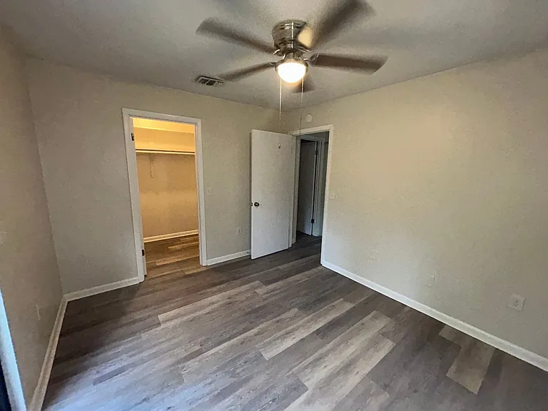 6818 SW 42nd Pl — Photo 12
