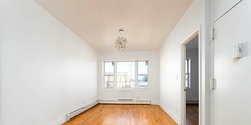Rented by PL Realty | media 2