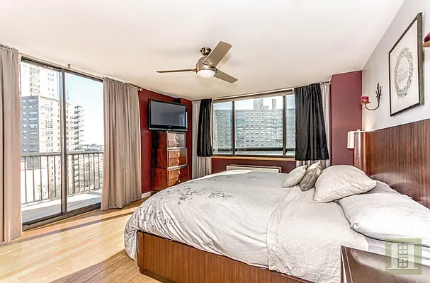 Sold by Halstead Real Estate | media 28