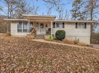 7931 Selcer Rd, Hixson, TN 37343