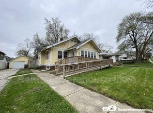 909 Arthur Ave, Des Moines, IA 50316