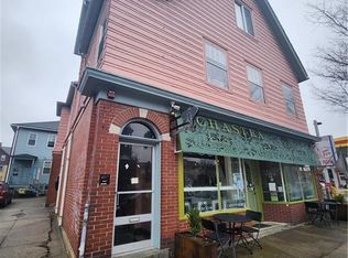 300 Broadway St, Providence, RI 02903