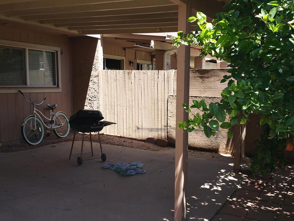 1st image of 8424 N 33rd Dr