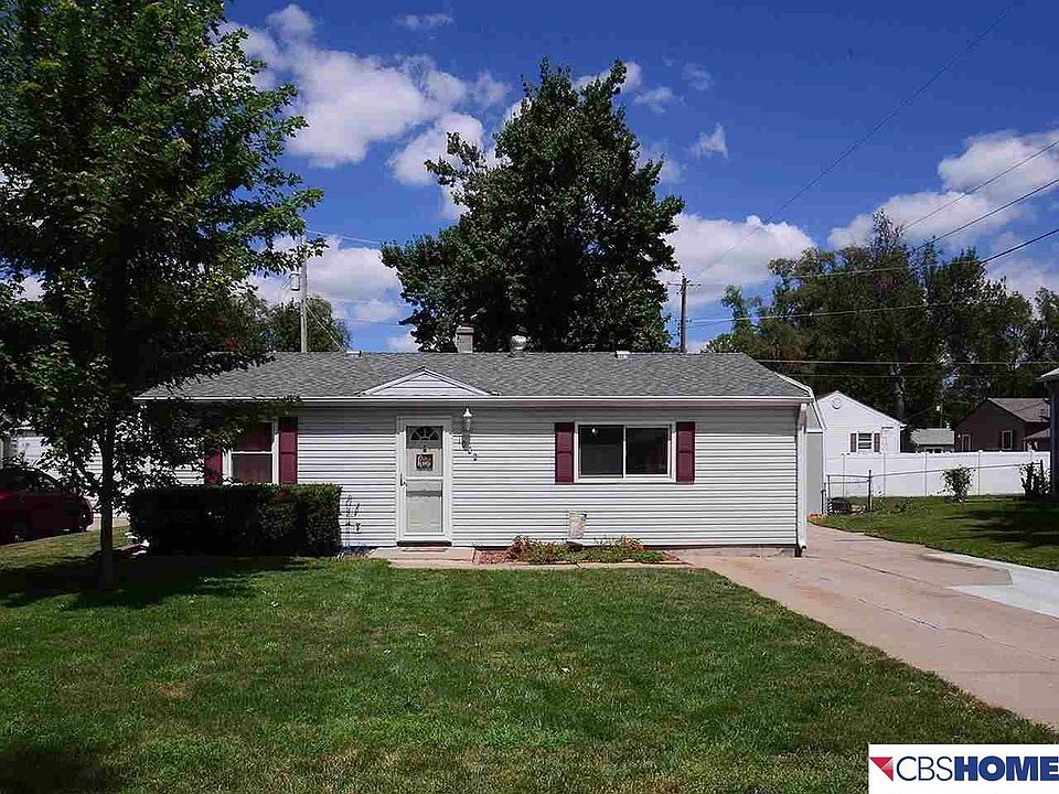 1st image of 1002 W 31st Ave