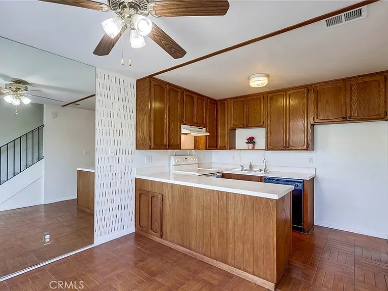 1845 Anaheim Ave #16-C — Photo 8