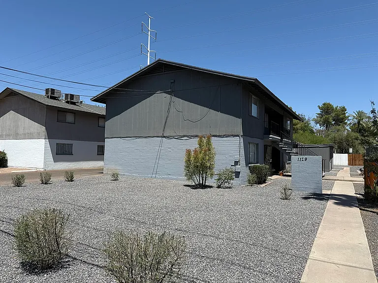 1129 S Farmer Ave #C — Photo 15