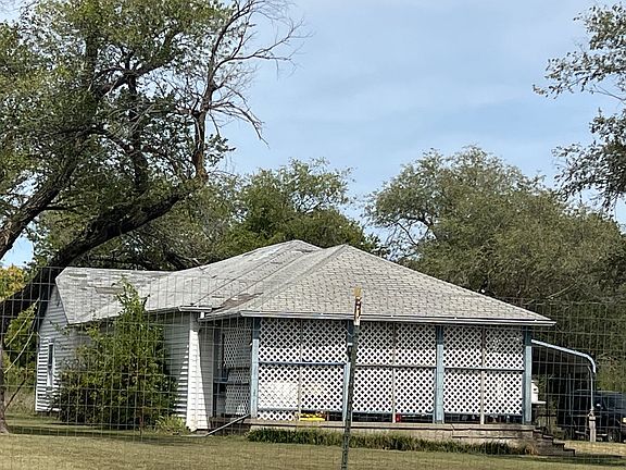 3rd image of 51509 S 36700th Rd