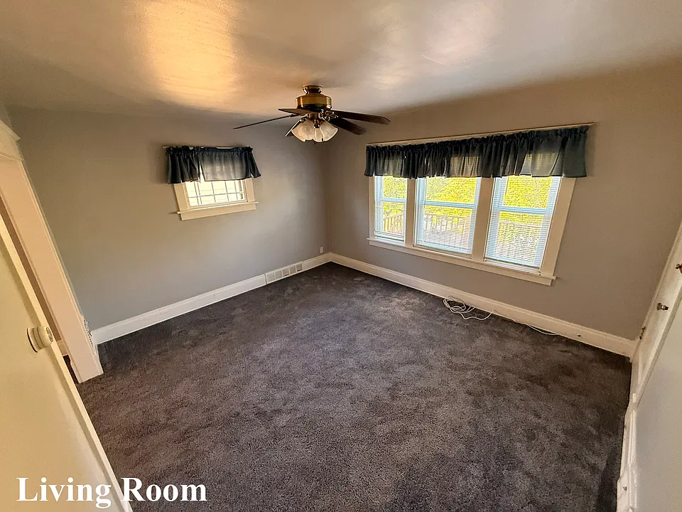 286 Newfield St #2A