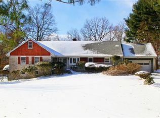 120 Farm Rd, Briarcliff Manor, NY 10510