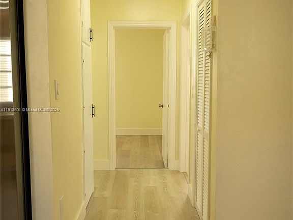 2nd image of 467 SE 3rd St