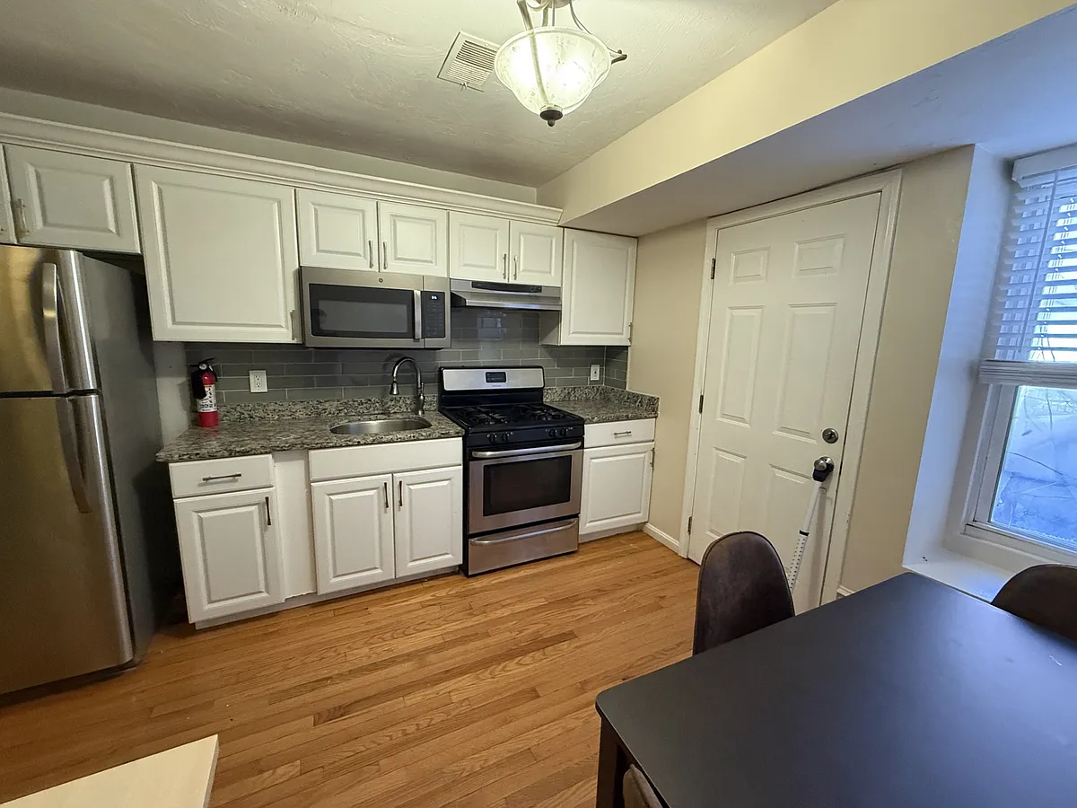 Building Photo - 712 Shawmut Ave #1L