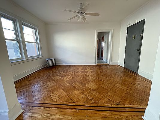 4th image of 22-41 37th St Floor 2