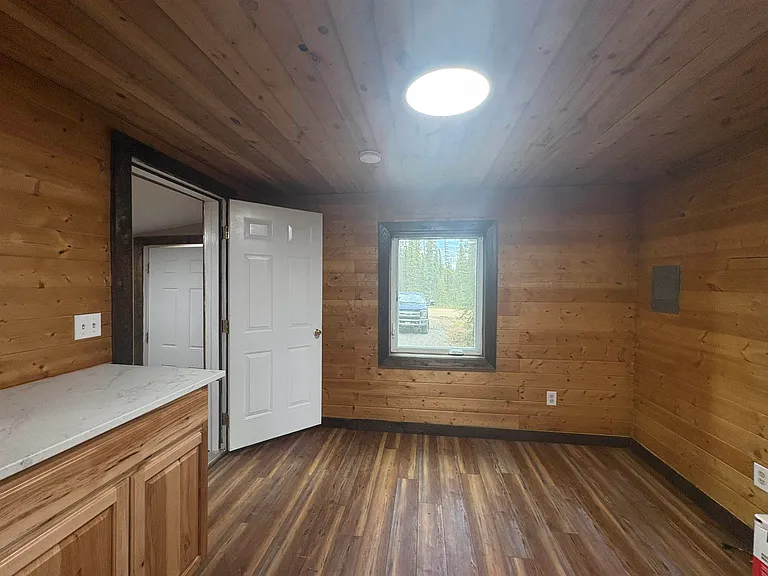 159 Nash St — Photo 4