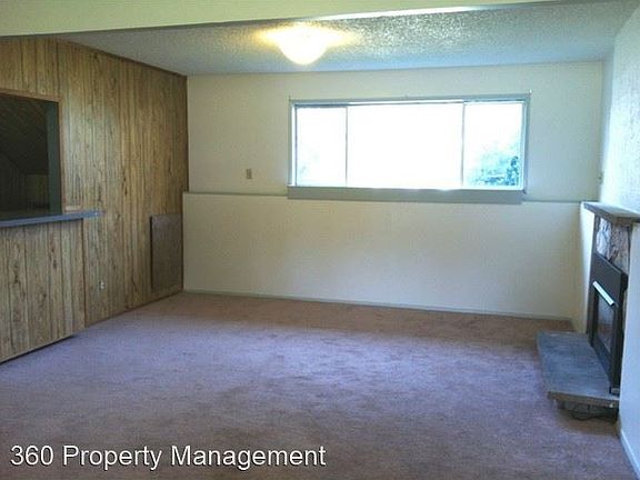 3rd image of 884 NW Frigate St