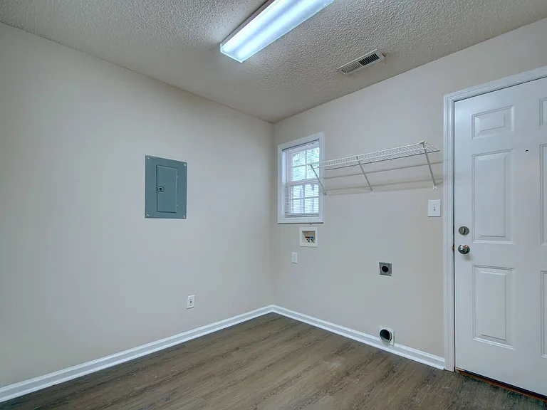 128 Railroad Ridge Rd — Photo 14