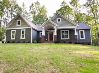 6310 Beaver Ln, Amelia Court House, VA 23002