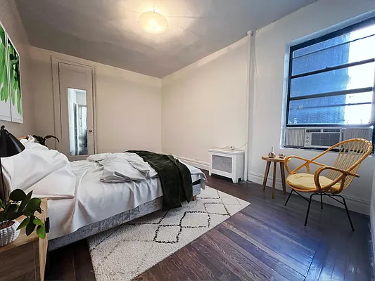 Rented by Bohemia Realty Group | media 4