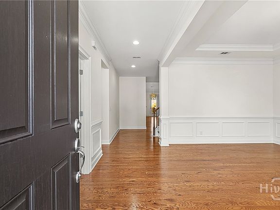 5th image of 5 Ashstead Lane