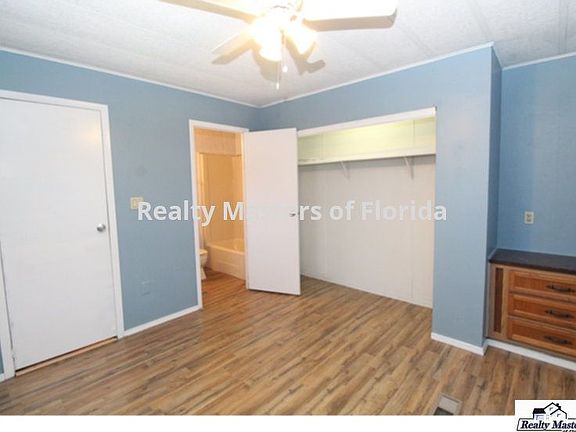 3rd image of 1616 Crystal Dr