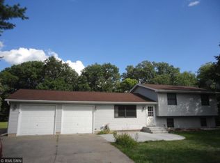 19263 Orchid St NW, Oak Grove, MN 55303