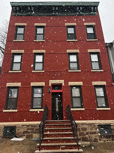 37 W 14th St Photo 1