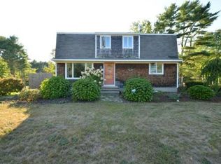233 Braley Hill Rd, Rochester, MA 02770