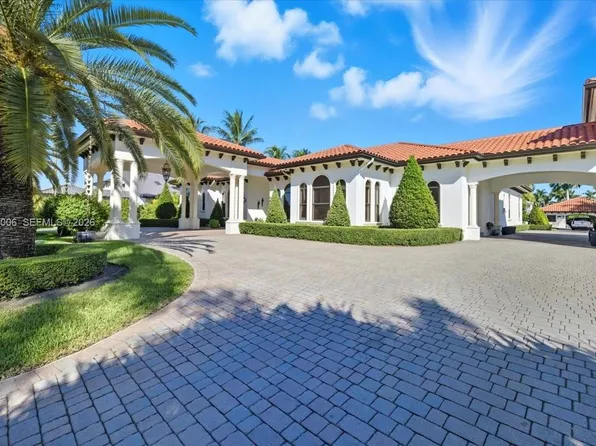 10181 NW 131st St, Hialeah Gardens, FL 33018