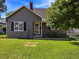 1565 Brockman Ave, Marion, IA 52302