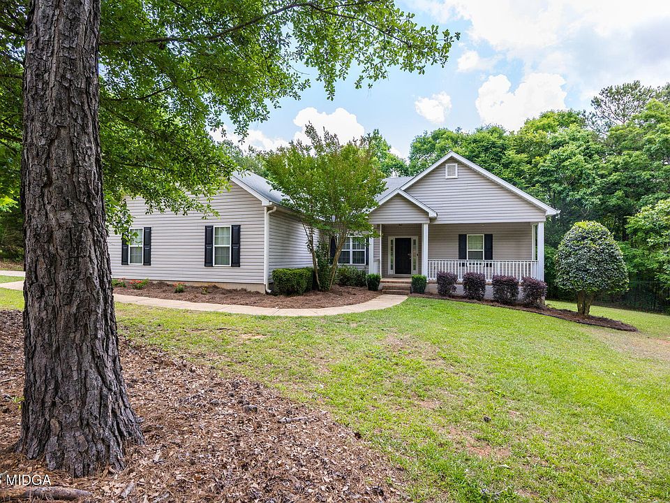 1st image of 145 Orchard Ridge Dr