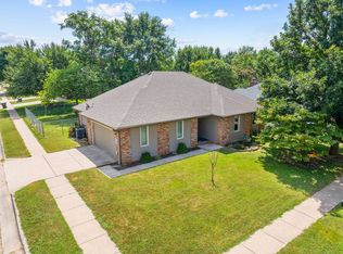 664 S Sparks Ave, Springfield, MO 65802