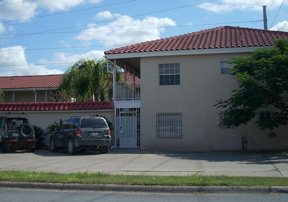 1st image of 4616 N D St